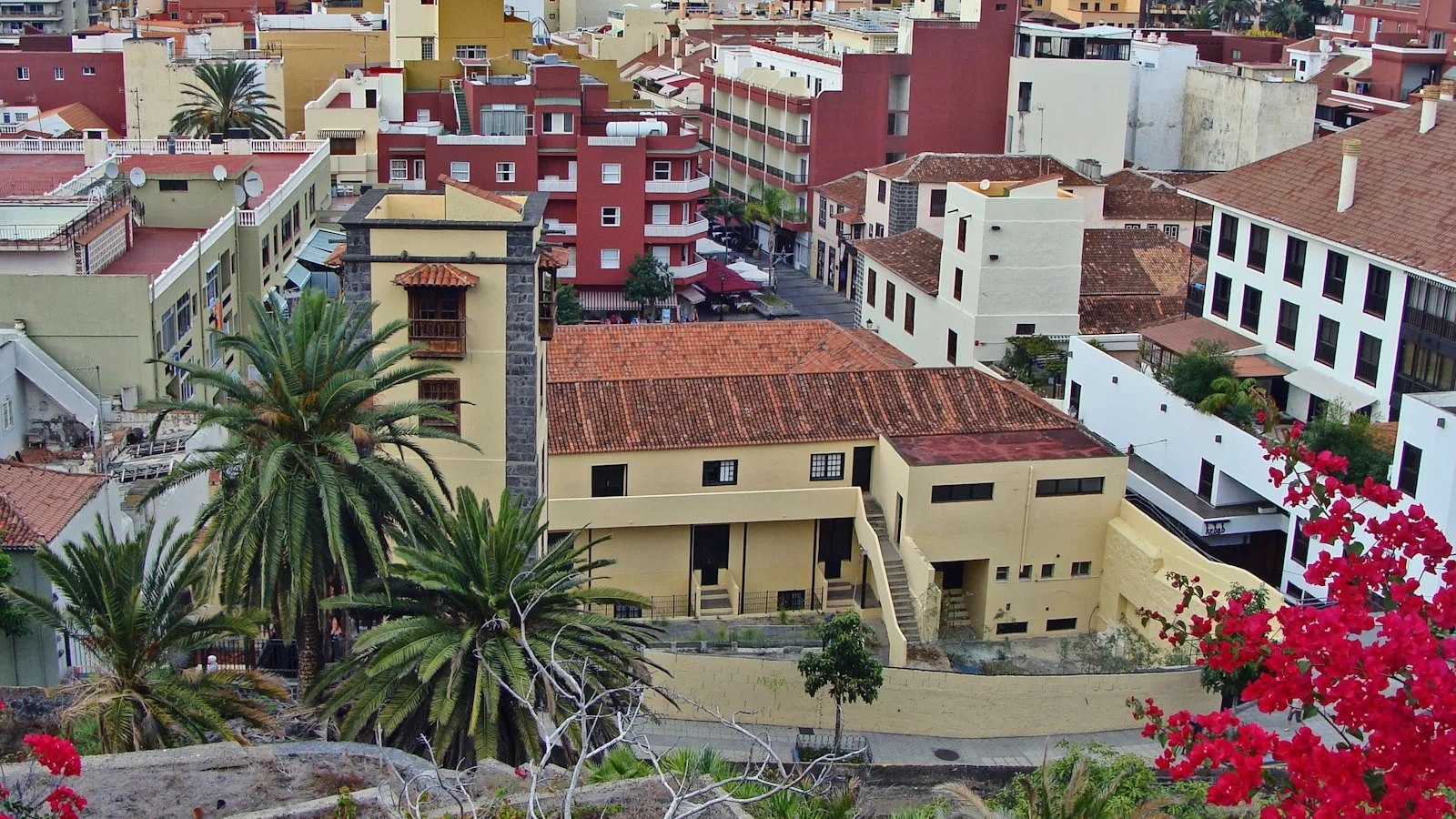 ️ Le centre historique : l'âme coloniale de Puerto de la Cruz